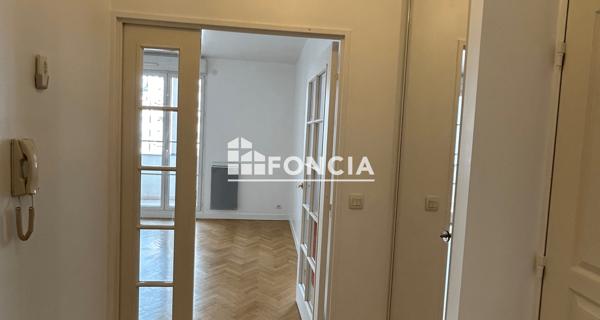 Location Appartement 2 pièces 40.49 m² - Le Plessis-robinson 92350