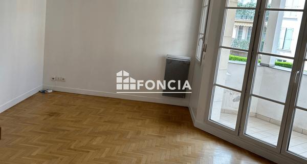 Location Appartement 2 pièces 40.49 m² - Le Plessis-robinson 92350