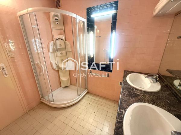 Maison avec beaucoup de potentiel dans le centre de LAON