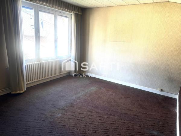 Maison avec beaucoup de potentiel dans le centre de LAON