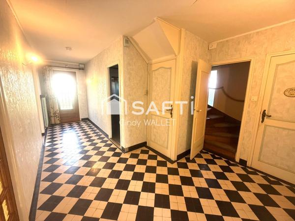 Maison avec beaucoup de potentiel dans le centre de LAON