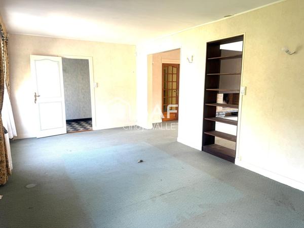 Maison avec beaucoup de potentiel dans le centre de LAON