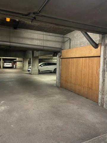 Parking / Box à louer à Bordeaux (33000)