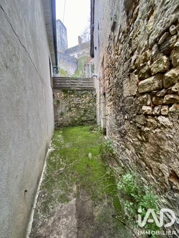 Maison à vendre 3 pièces 55 m² La Rochefoucauld-en-Angoumois
