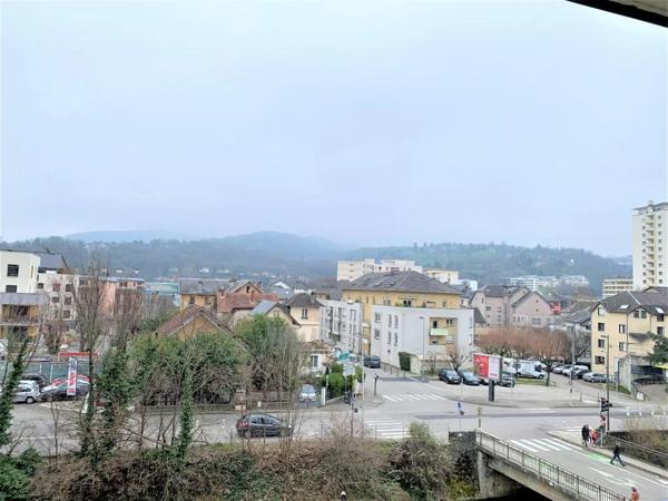 Appartement à louer à Chambéry (73000)