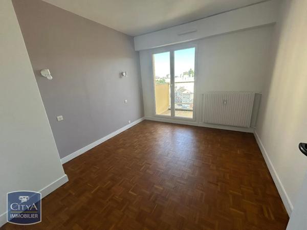 Appartement à louer 4 pièces 74.96m² Le Mans (72000)