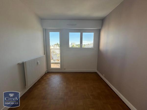 Appartement à louer 4 pièces 74.96m² Le Mans (72000)