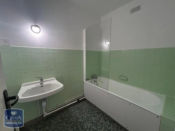 Appartement à louer 4 pièces 74.96m² Le Mans (72000)