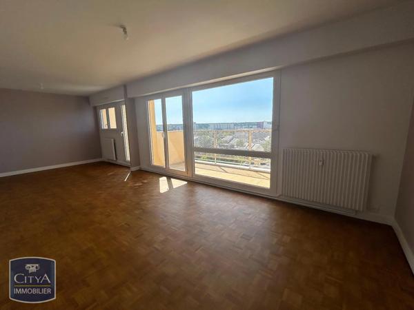 Appartement à louer 4 pièces 74.96m² Le Mans (72000)
