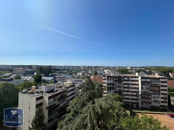 Appartement à louer 4 pièces 74.96m² Le Mans (72000)