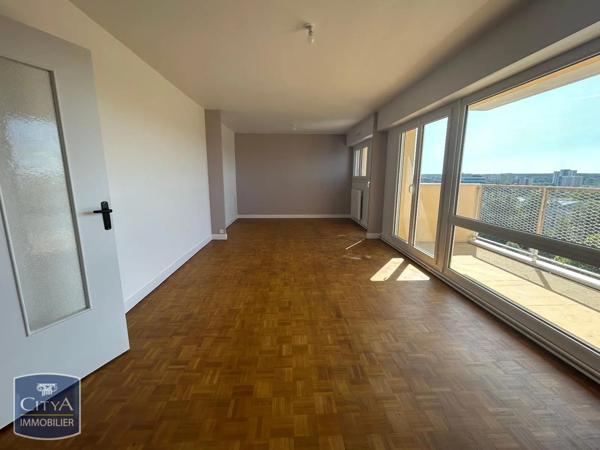 Appartement à louer 4 pièces 74.96m² Le Mans (72000)