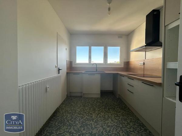 Appartement à louer 4 pièces 74.96m² Le Mans (72000)