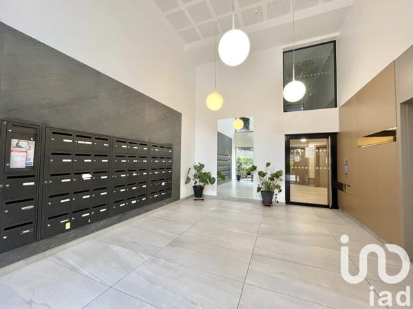 Appartement 4 pièces de 79 m² à Saint-Denis (93210)