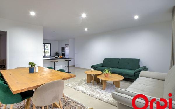 Maison à vendre    4 pièces •  Balan