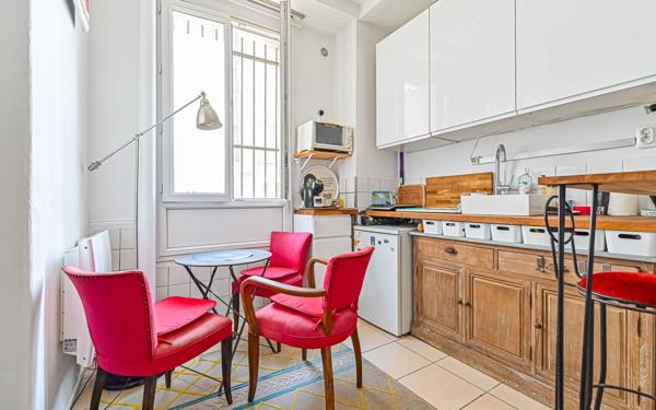 Appartement à vendre    2 pièces • 27 m2 Paris 18