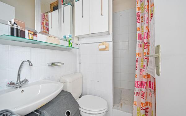 Appartement à vendre    2 pièces • 27 m2 Paris 18