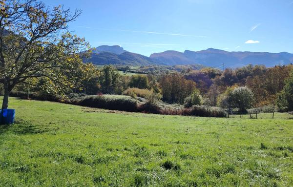 Terrain à Batir de 1 065 m²