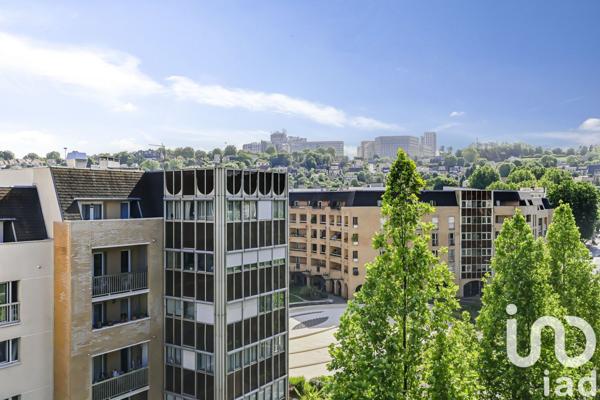 Appartement 2 pièces de 40 m² à Cachan (94230)