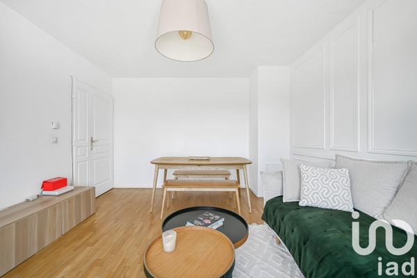 Appartement 2 pièces de 40 m² à Cachan (94230)