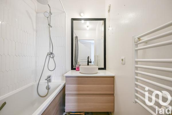 Appartement 2 pièces de 40 m² à Cachan (94230)