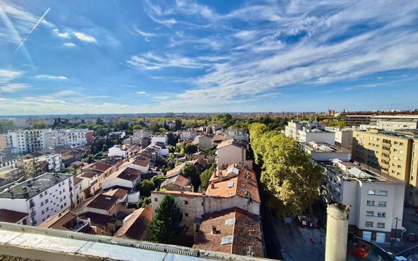 Appartement à vendre    6 pièces • 117,23 m2 Toulouse