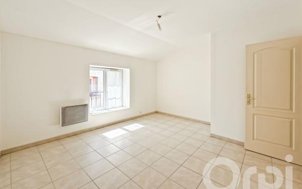 Maison à vendre    3 pièces •  Bollène