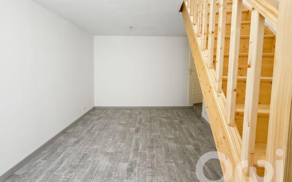 Maison à vendre    3 pièces •  Bollène