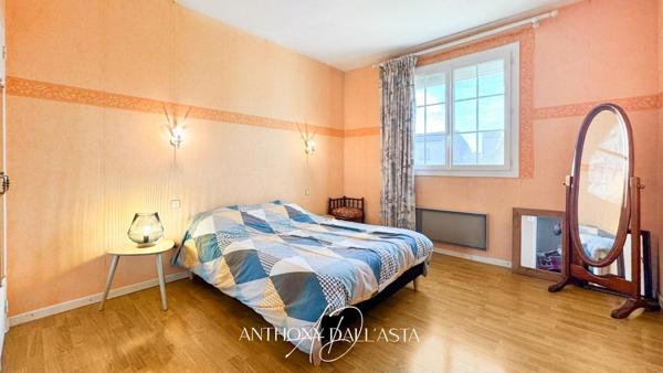 Maison Alzonne 4 pièce(s) 180m2