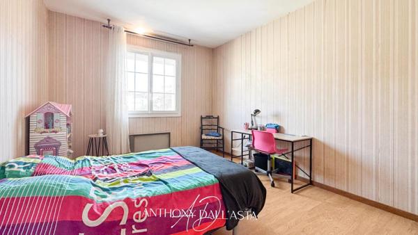 Maison Alzonne 4 pièce(s) 180m2