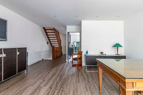 Maison de ville au calme