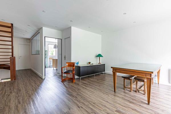 Maison de ville au calme