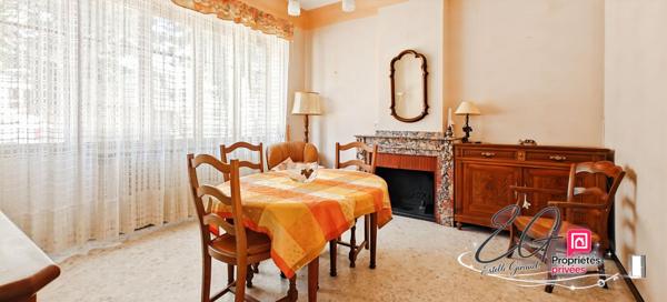 Maison de village de caractère avec cour intime et grand garage  à Caunes-Minervois