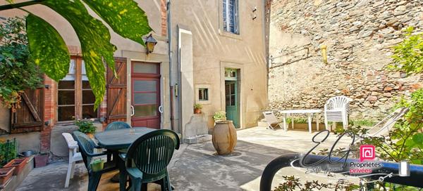 Maison de village de caractère avec cour intime et grand garage  à Caunes-Minervois