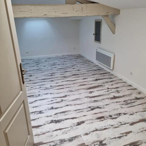 Maison de rapport divisée en 2 appartements T3 avec terrain et garage à MORCENX (40)