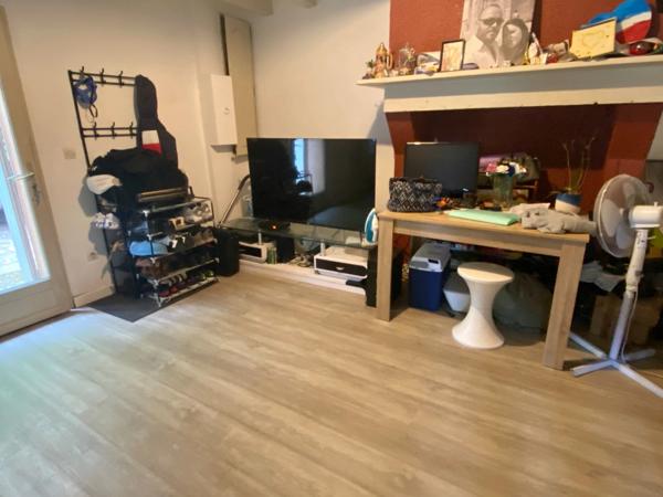 Maison de rapport divisée en 2 appartements T3 avec terrain et garage à MORCENX (40)