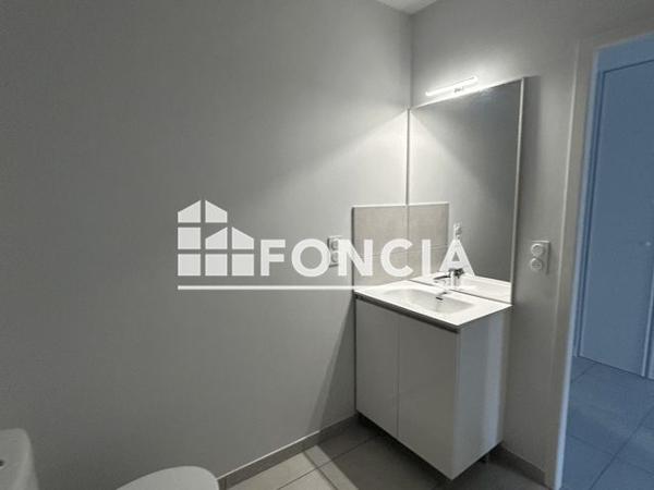 Location Studio 30.65 m² - 43 A/B/C RUE DU CLOS FOUR Clermont-ferrand 63100