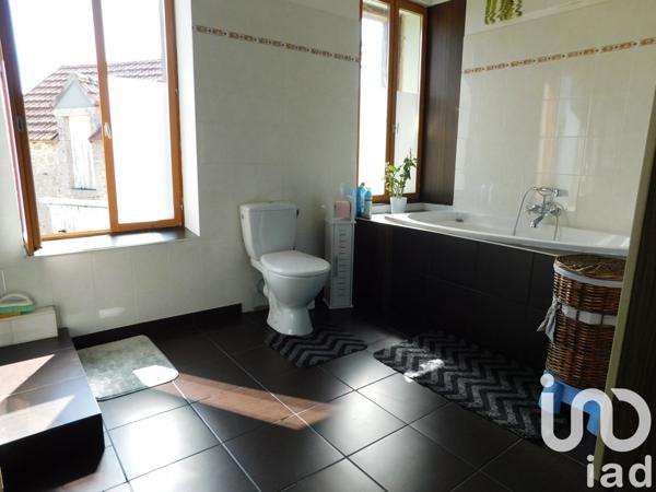 Maison à vendre 8 pièces 210 m² Treignat