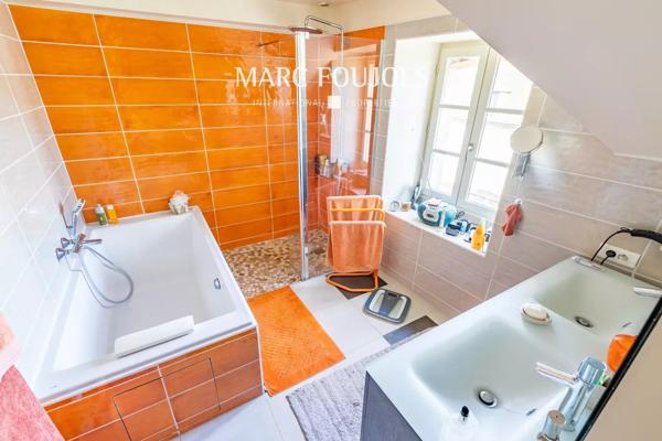 Ancien corps de ferme rénové dans un village proche de Senlis