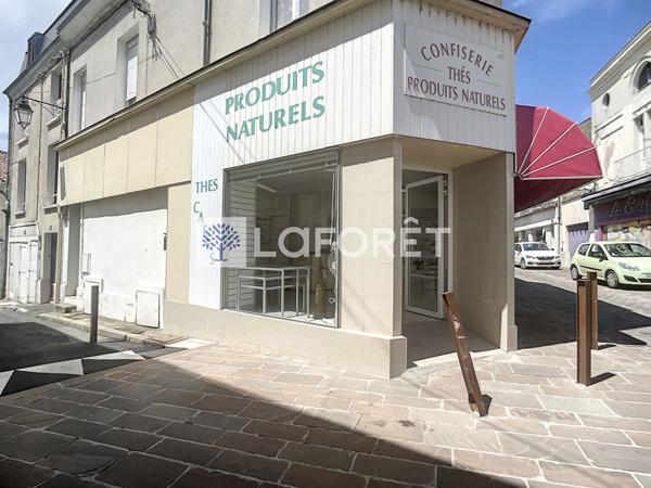 Location local commercial Thouars - 85 m² - 450 € / mois