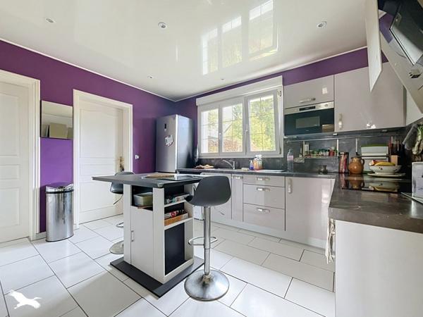 Maison à vendre 281 430 € Le Faouët 8 p 199 m² DPE D
