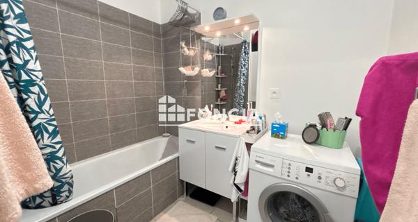 À vendre Appartement 3 pièces 60.23 m² - Saint-cyr-sur-loire 37540