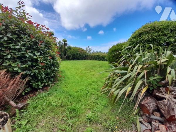 Une maison d'habitation sur sous-sol