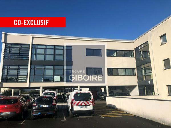 Bureaux - A LOUER - SAINT GREGOIRE (réf : 35.5865)
