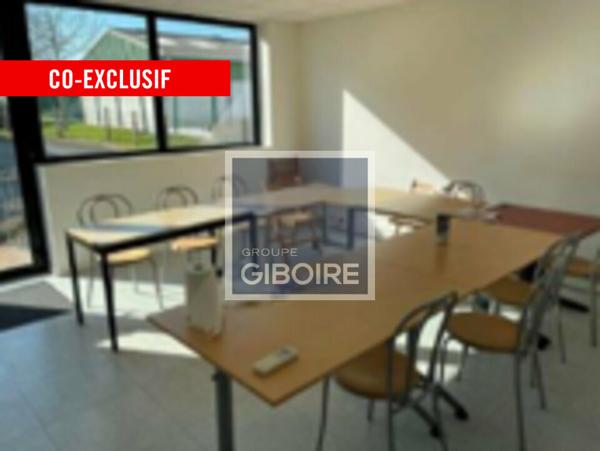 Bureaux - A LOUER - SAINT GREGOIRE (réf : 35.5865)