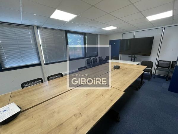 Local d'activites 640 m² à louer SAINT HERBLAIN (réf : 44.019092)