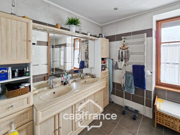 Dpt nièvre (58), MILLAY, Maison à vendre 9 pièces, 207m², 1.71 ha, piscine, dépendances, Morvan