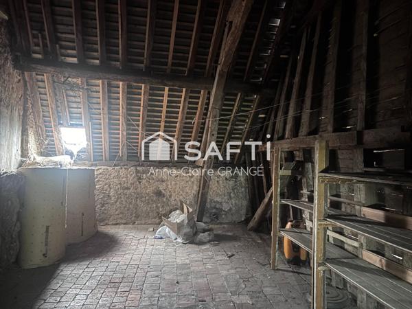 Rare sur le secteur, maison avec vitrine sur rue passante