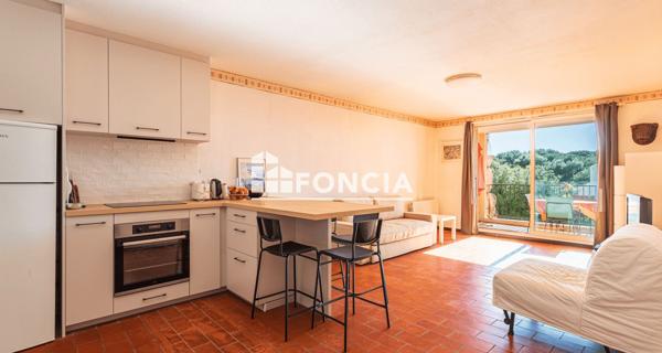 À vendre Appartement 2 pièces 48 m² - Six-fours-les-plages 83140