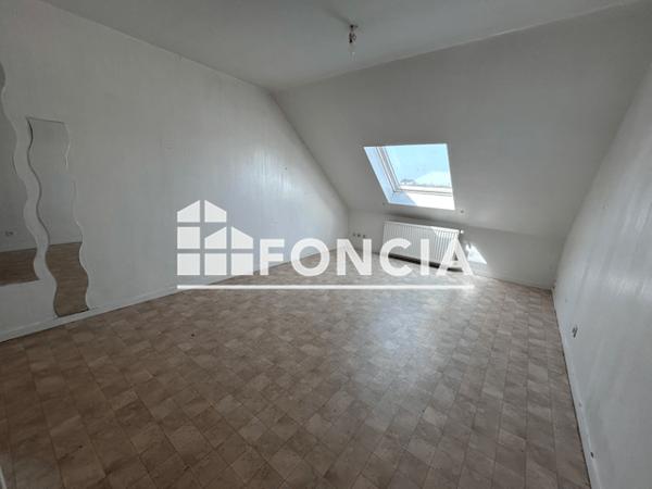 Location Appartement 4 pièces 59.6 m² - LE VISCONTI La Roche Sur Yon 85000