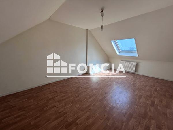 Location Appartement 4 pièces 59.6 m² - LE VISCONTI La Roche Sur Yon 85000
